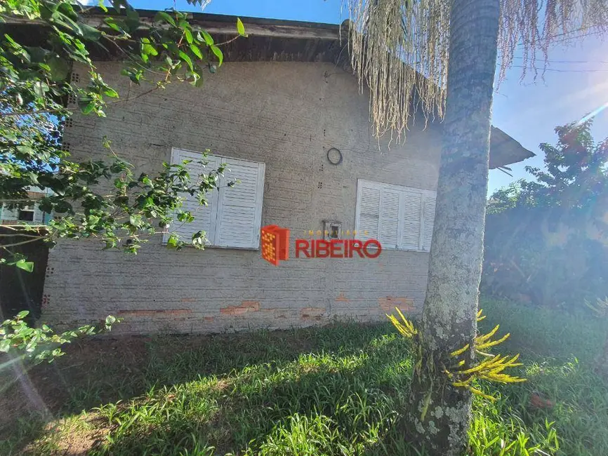 Casa com 3 quartos à venda, 300m2 em Polícia Rodoviária, Ararangua - SC - imagem 4 Foto 4 de Casa com 3 quartos à venda, 300m2 em Polícia Rodoviária, Ararangua - SC