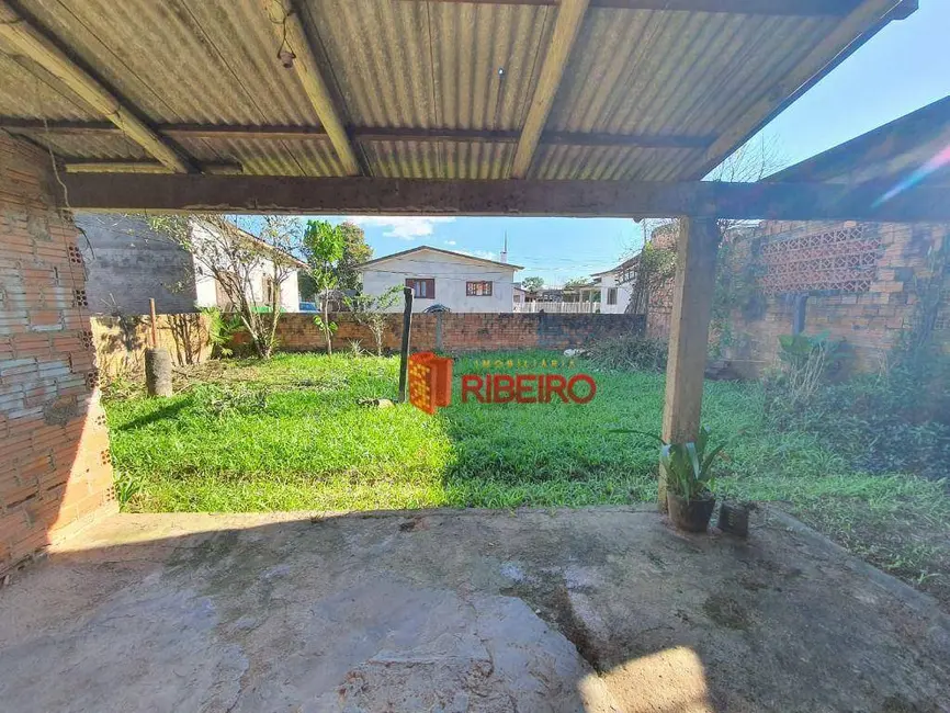 Casa com 3 quartos à venda, 300m2 em Polícia Rodoviária, Ararangua - SC - imagem 5 Foto 5 de Casa com 3 quartos à venda, 300m2 em Polícia Rodoviária, Ararangua - SC