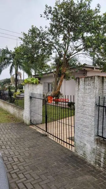 Casa com 4 quartos à venda, 695m2 em Polícia Rodoviária, Ararangua - SC - imagem 3 Foto 3 de Casa com 4 quartos à venda, 695m2 em Polícia Rodoviária, Ararangua - SC