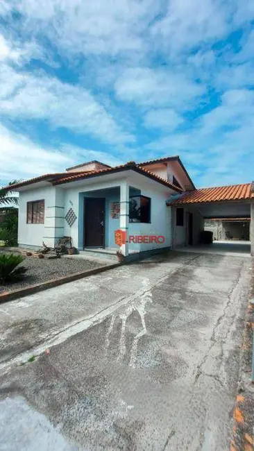 Foto 1 de Casa com 3 quartos à venda, 291m2 em Balneario Arroio Do Silva - SC