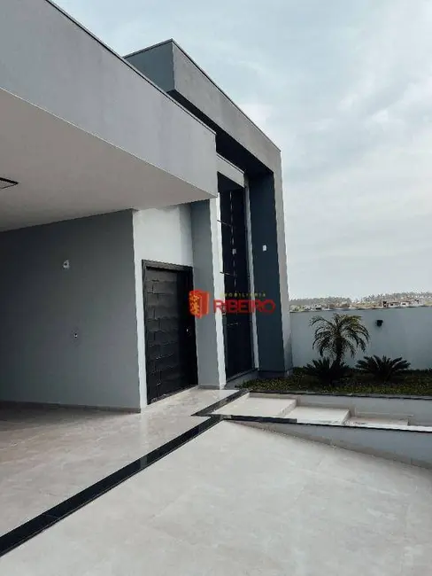 Casa com 3 quartos à venda, 300m2 em Ararangua - SC - imagem 4 Foto 4 de Casa com 3 quartos à venda, 300m2 em Ararangua - SC