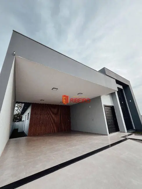 Foto 1 de Casa com 3 quartos à venda, 300m2 em Ararangua - SC