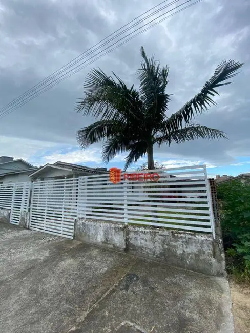 Foto 4 de Casa com 3 quartos à venda, 16m2 em Coloninha, Ararangua - SC