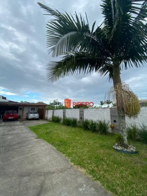 Foto 2 de Casa com 3 quartos à venda, 16m2 em Coloninha, Ararangua - SC