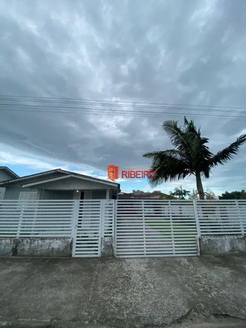 Foto 3 de Casa com 3 quartos à venda, 16m2 em Coloninha, Ararangua - SC