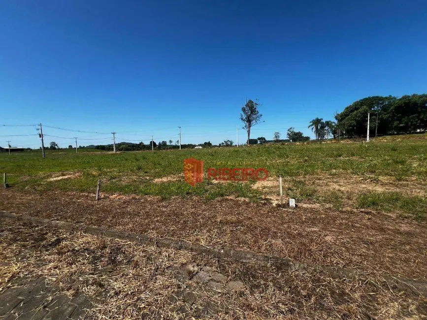 Foto 3 de Terreno / Lote à venda, 300m2 em Ararangua - SC