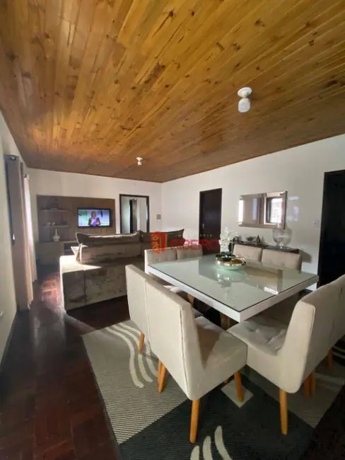 Casa com 3 quartos à venda, 240m2 em Aeroporto, Ararangua - SC - imagem 3 Foto 3 de Casa com 3 quartos à venda, 240m2 em Aeroporto, Ararangua - SC