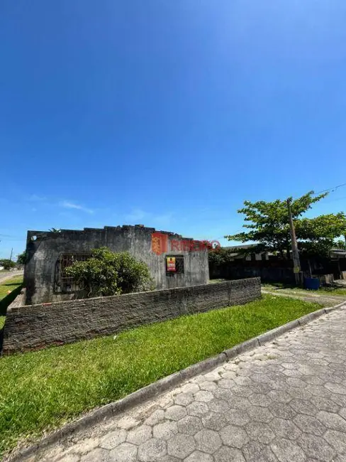 Foto 6 de Casa com 2 quartos à venda, 411m2 em Coloninha, Ararangua - SC