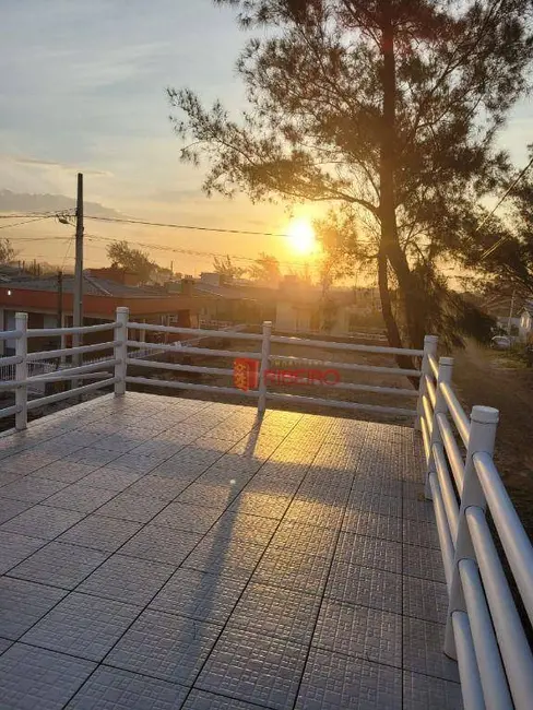 Foto 2 de Casa com 4 quartos à venda, 300m2 em Balneario Arroio Do Silva - SC