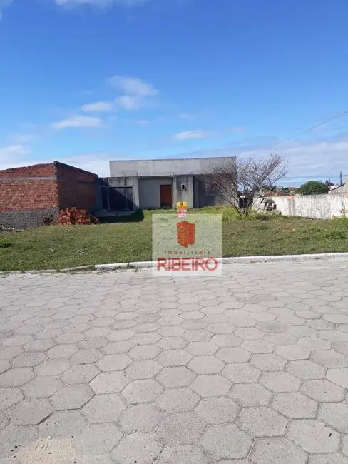 Casa com 2 quartos à venda, 420m2 em Centro, Balneario Arroio Do Silva - SC - imagem 3 Foto 3 de Casa com 2 quartos à venda, 420m2 em Centro, Balneario Arroio Do Silva - SC