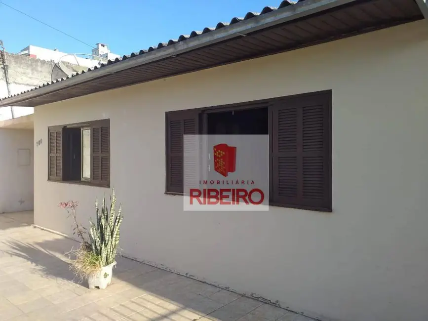 Casa com 3 quartos à venda, 336m2 em Coloninha, Ararangua - SC - imagem 3 Foto 3 de Casa com 3 quartos à venda, 336m2 em Coloninha, Ararangua - SC