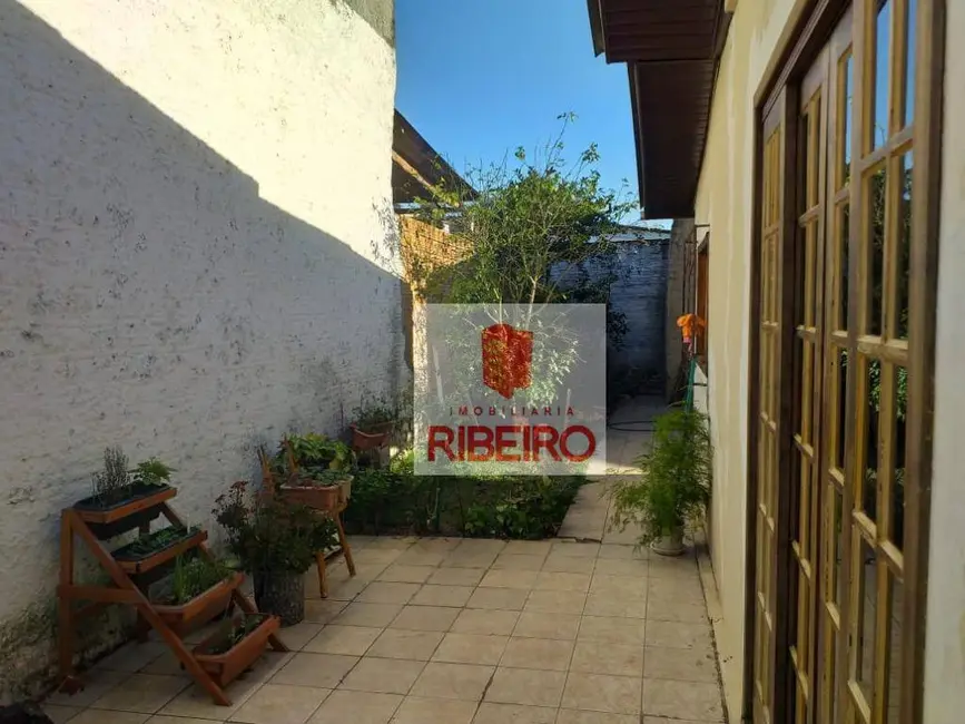 Casa com 3 quartos à venda, 336m2 em Coloninha, Ararangua - SC - imagem 6 Foto 6 de Casa com 3 quartos à venda, 336m2 em Coloninha, Ararangua - SC