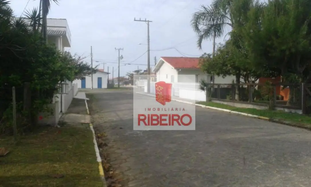 Foto 4 de Casa com 6 quartos à venda, 438m2 em Balneario Arroio Do Silva - SC