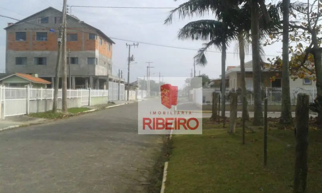 Foto 5 de Casa com 6 quartos à venda, 438m2 em Balneario Arroio Do Silva - SC