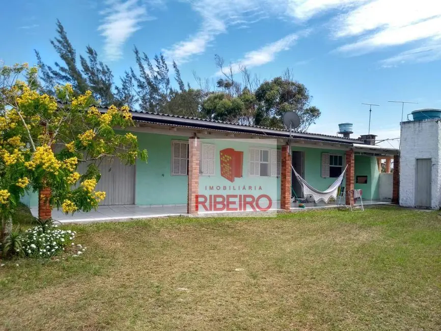 Foto 2 de Casa com 2 quartos à venda, 600m2 em Balneario Arroio Do Silva - SC