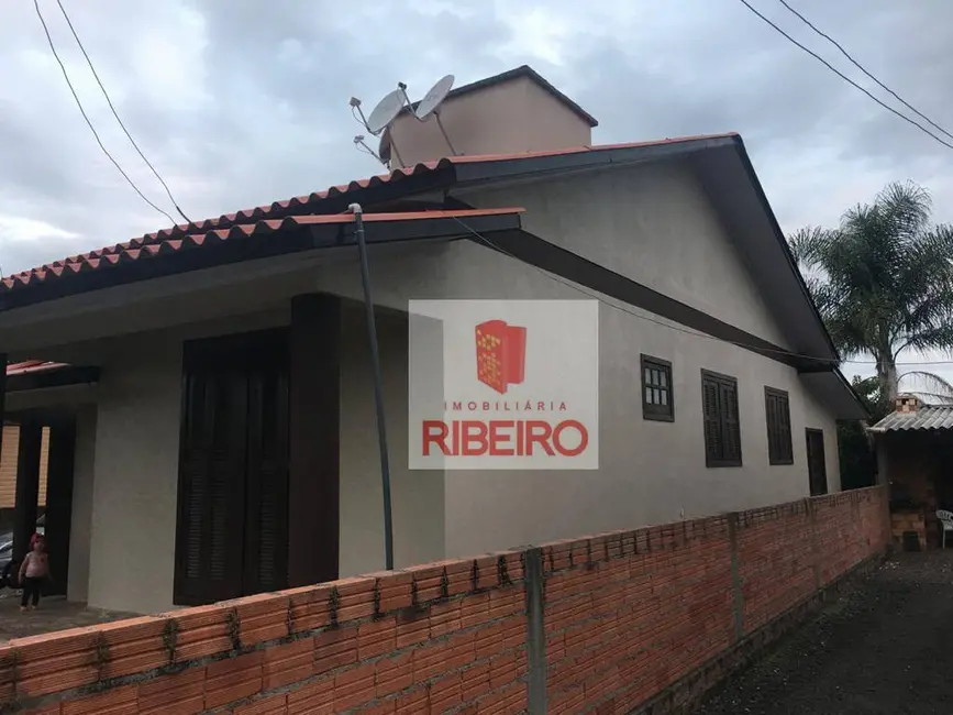 Casa com 3 quartos à venda, 312m2 em Sao Joao Do Sul - SC - imagem 6 Foto 6 de Casa com 3 quartos à venda, 312m2 em Sao Joao Do Sul - SC