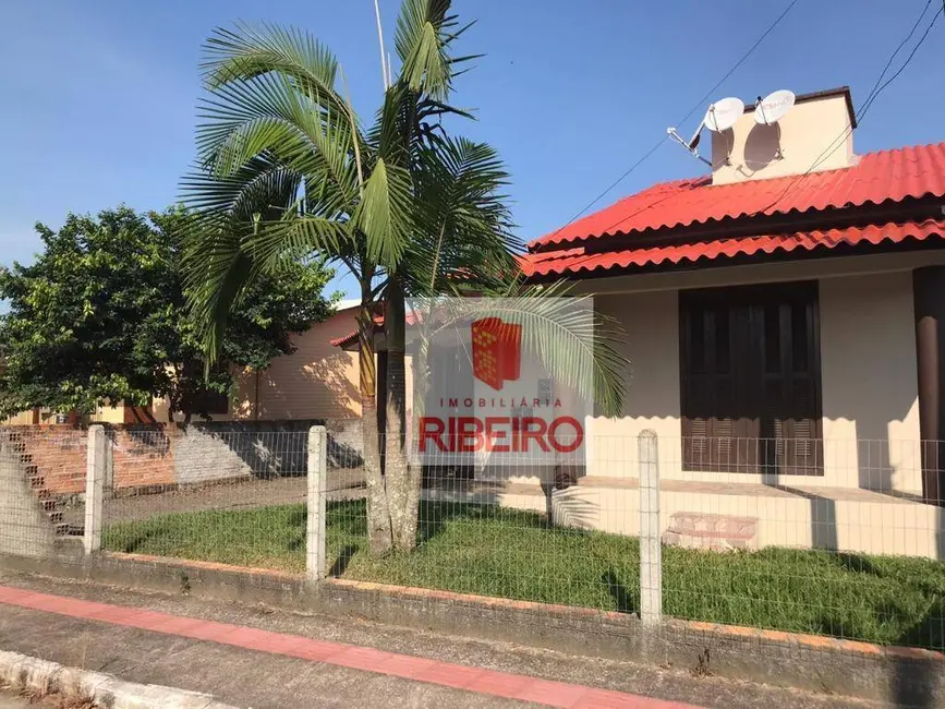 Casa com 3 quartos à venda, 312m2 em Sao Joao Do Sul - SC - imagem 4 Foto 4 de Casa com 3 quartos à venda, 312m2 em Sao Joao Do Sul - SC