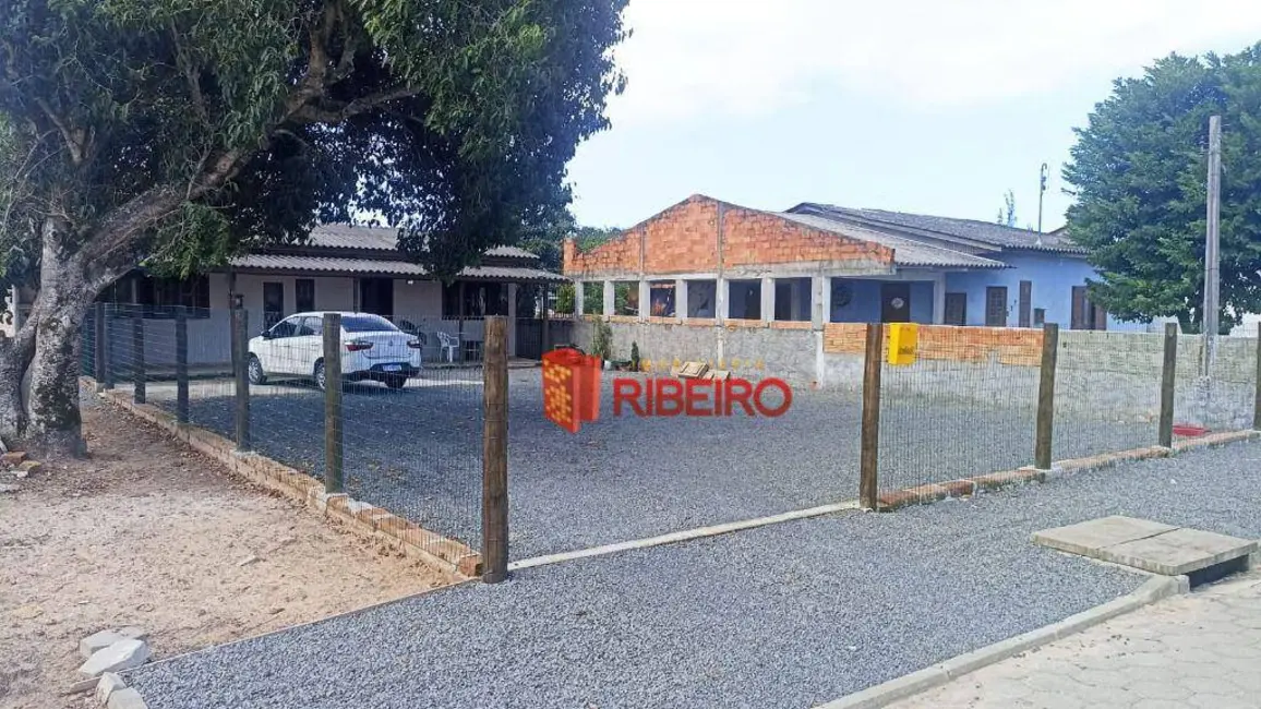 Foto 1 de Casa com 3 quartos à venda, 360m2 em Lagoão, Ararangua - SC