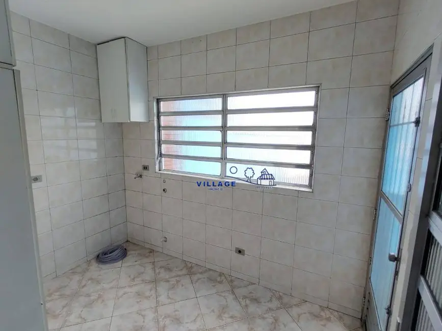 Sobrado com 4 quartos à venda, 217m2 em Jardim Santo Elias, São Paulo - SP - imagem 9 Foto 9 de Sobrado com 4 quartos à venda, 217m2 em Jardim Santo Elias, São Paulo - SP