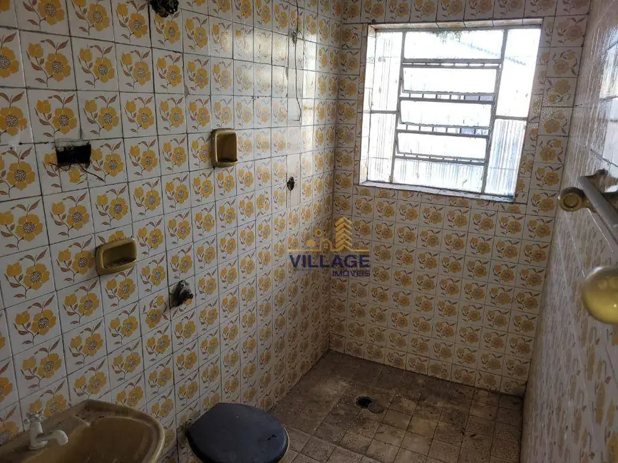 Foto 9 de Sobrado com 4 quartos à venda, 300m2 em Vila Guedes, São Paulo - SP