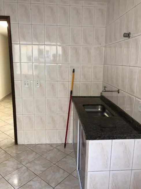 Casa com 2 quartos para alugar, 80m2 em Jardim Santo Elias, São Paulo - SP - imagem 8 Foto 8 de Casa com 2 quartos para alugar, 80m2 em Jardim Santo Elias, São Paulo - SP