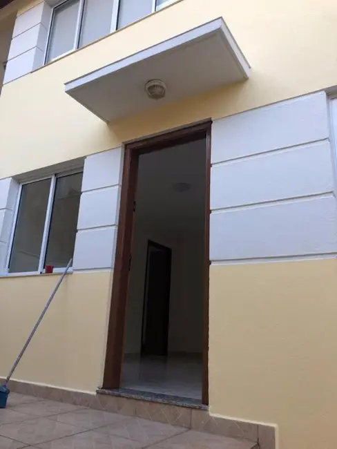 Casa com 2 quartos para alugar, 80m2 em Jardim Santo Elias, São Paulo - SP - imagem 4 Foto 4 de Casa com 2 quartos para alugar, 80m2 em Jardim Santo Elias, São Paulo - SP