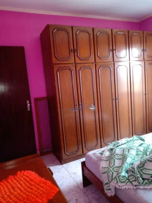 Sobrado com 4 quartos à venda, 240m2 em Jardim Mangalot, São Paulo - SP - imagem 9 Foto 9 de Sobrado com 4 quartos à venda, 240m2 em Jardim Mangalot, São Paulo - SP