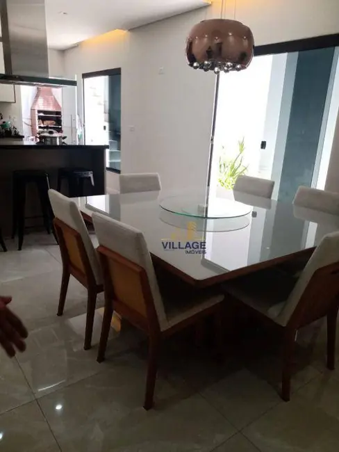 Foto 3 de Sobrado com 3 quartos à venda, 137m2 em Parque Anhangüera, São Paulo - SP