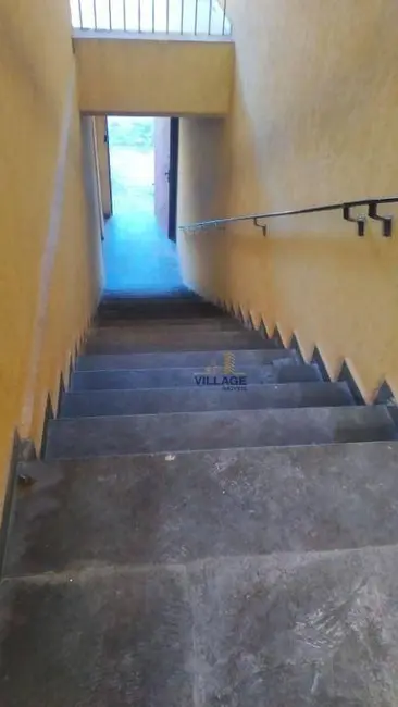 Foto 2 de Sobrado com 3 quartos para alugar, 151m2 em Parque Maria Domitila, São Paulo - SP