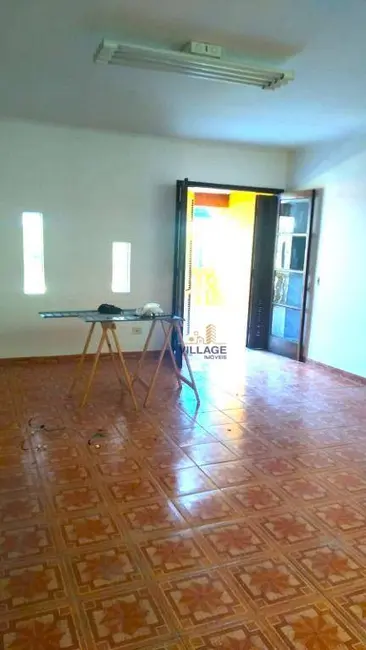 Foto 3 de Sobrado com 3 quartos para alugar, 151m2 em Parque Maria Domitila, São Paulo - SP