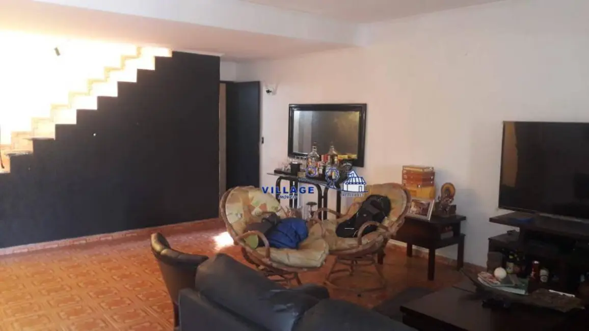 Foto 5 de Sobrado com 3 quartos para alugar, 151m2 em Parque Maria Domitila, São Paulo - SP