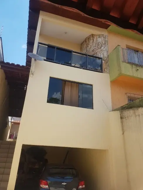 Foto 3 de Casa com 3 quartos à venda, 140m2 em Vila Guedes, São Paulo - SP