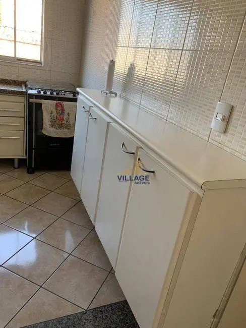 Foto 2 de Sobrado com 3 quartos à venda, 150m2 em Ayrosa, Osasco - SP