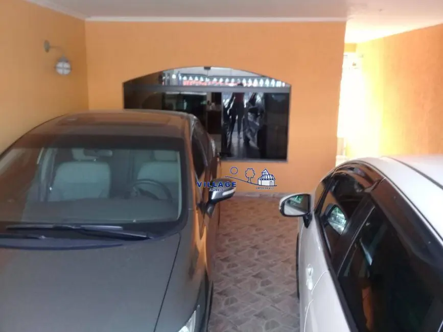 Sobrado com 3 quartos à venda, 190m2 em Parque São Domingos, São Paulo - SP - imagem 2 Foto 2 de Sobrado com 3 quartos à venda, 190m2 em Parque São Domingos, São Paulo - SP