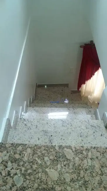 Sobrado com 4 quartos à venda, 195m2 em Jardim São João (Jaraguá), São Paulo - SP - imagem 8 Foto 8 de Sobrado com 4 quartos à venda, 195m2 em Jardim São João (Jaraguá), São Paulo - SP