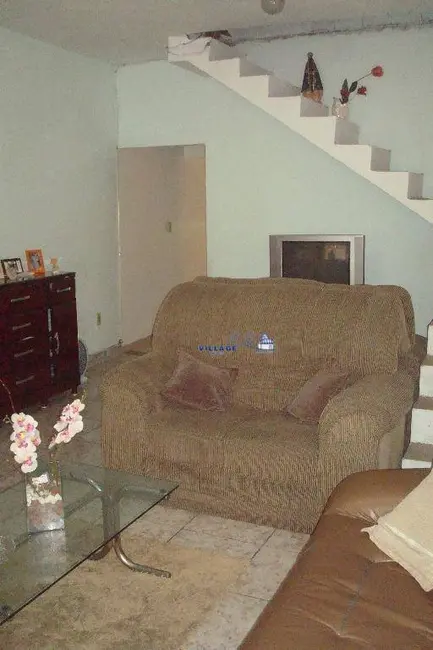 Sobrado com 4 quartos à venda, 130m2 em Jardim Santa Fé (Zona Oeste), São Paulo - SP - imagem 3 Foto 3 de Sobrado com 4 quartos à venda, 130m2 em Jardim Santa Fé (Zona Oeste), São Paulo - SP