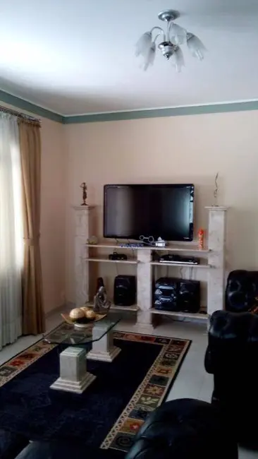 Foto 7 de Sobrado com 3 quartos à venda, 200m2 em Vila Mangalot, São Paulo - SP