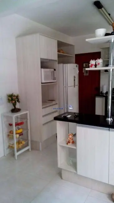 Foto 6 de Sobrado com 3 quartos à venda, 200m2 em Vila Mangalot, São Paulo - SP