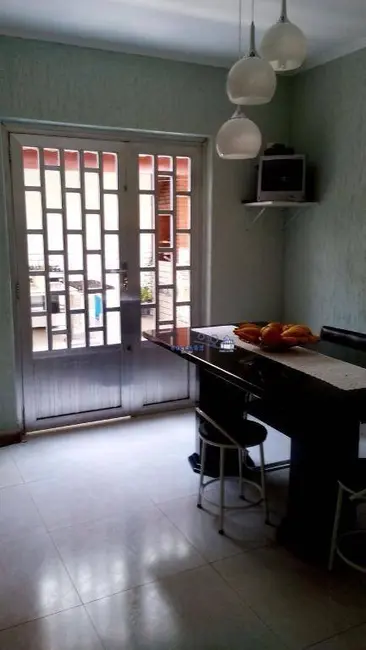 Foto 3 de Sobrado com 3 quartos à venda, 200m2 em Vila Mangalot, São Paulo - SP