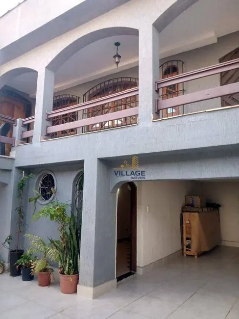 Foto 2 de Casa com 3 quartos à venda, 400m2 em Jardim Mangalot, São Paulo - SP