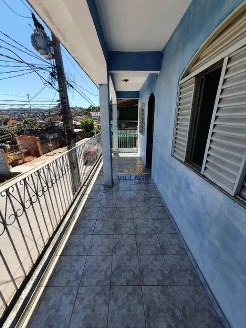 Casa com 3 quartos à venda, 250m2 em Jardim Nova Esperança, Francisco Morato - SP - imagem 2 Foto 2 de Casa com 3 quartos à venda, 250m2 em Jardim Nova Esperança, Francisco Morato - SP