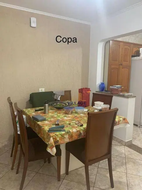 Foto 6 de Sobrado com 3 quartos à venda, 300m2 em Ayrosa, Osasco - SP