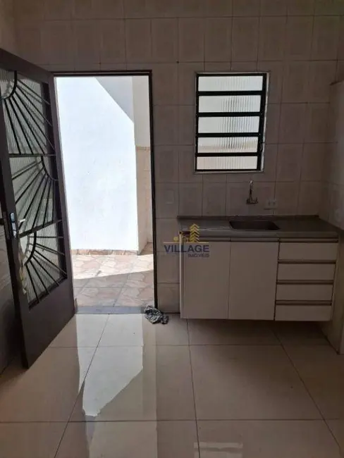 Foto 8 de Casa com 2 quartos para alugar, 98m2 em Parque Maria Domitila, São Paulo - SP