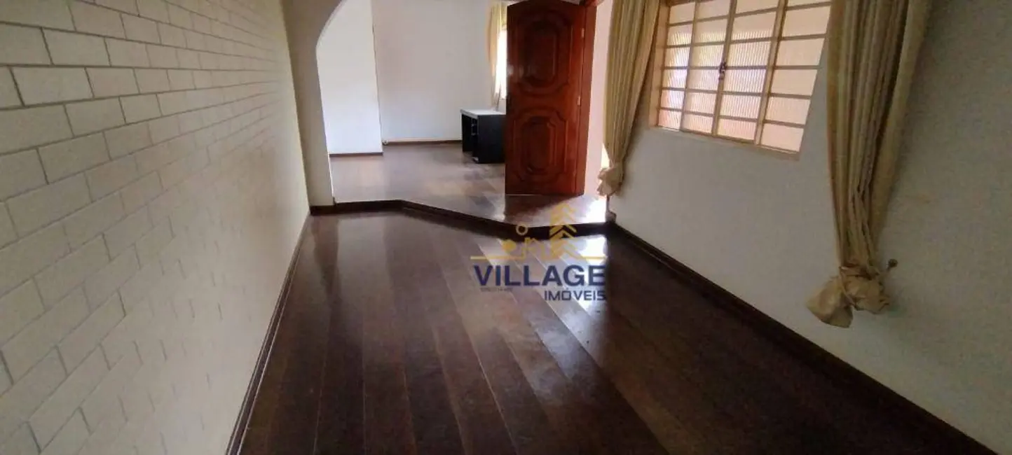 Foto 2 de Sobrado com 2 quartos à venda, 125m2 em Chácara Inglesa, São Paulo - SP