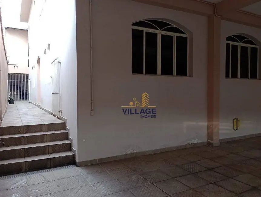 Sobrado com 3 quartos à venda, 255m2 em Jardim Marisa, São Paulo - SP - imagem 6 Foto 6 de Sobrado com 3 quartos à venda, 255m2 em Jardim Marisa, São Paulo - SP