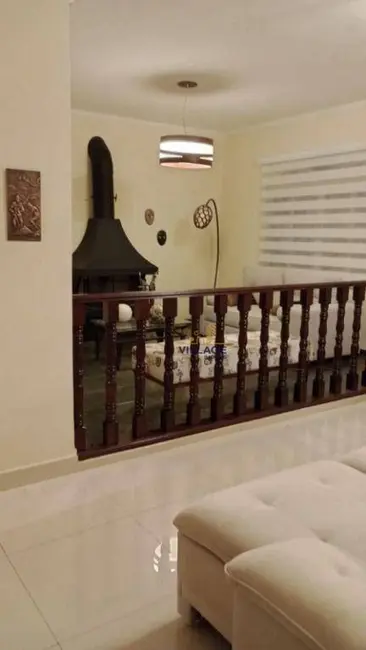 Sobrado com 3 quartos à venda, 255m2 em Jardim Marisa, São Paulo - SP - imagem 5 Foto 5 de Sobrado com 3 quartos à venda, 255m2 em Jardim Marisa, São Paulo - SP