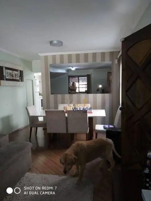 Sobrado com 3 quartos à venda, 125m2 em Conjunto Residencial Vista Verde, São Paulo - SP - imagem 4 Foto 4 de Sobrado com 3 quartos à venda, 125m2 em Conjunto Residencial Vista Verde, São Paulo - SP