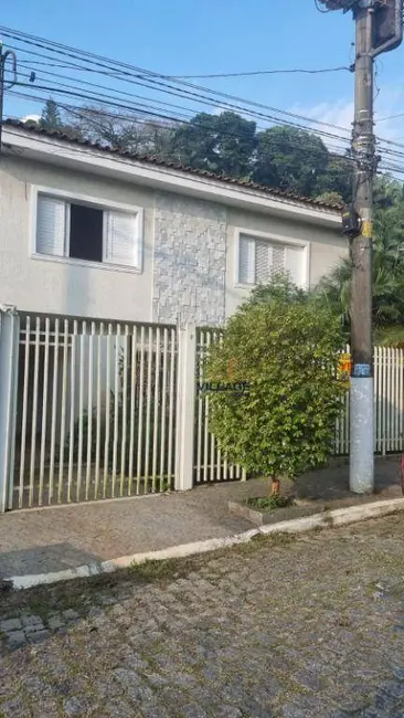 Foto 1 de Sobrado com 4 quartos à venda e para alugar, 300m2 em Ribeirao Pires - SP