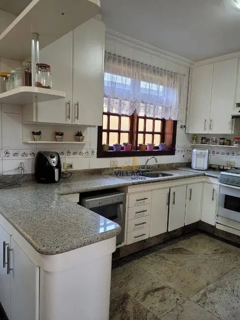 Sobrado com 4 quartos à venda, 283m2 em Parque Maria Domitila, São Paulo - SP - imagem 3 Foto 3 de Sobrado com 4 quartos à venda, 283m2 em Parque Maria Domitila, São Paulo - SP