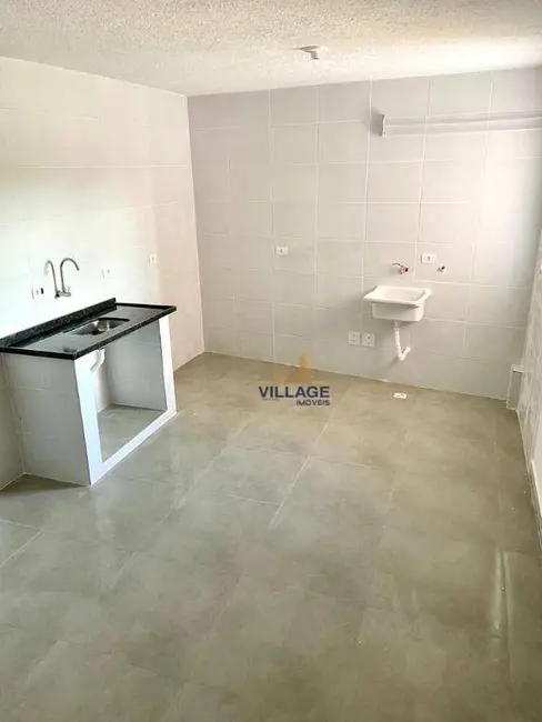 Foto 3 de Apartamento com 2 quartos para alugar, 42m2 em Jardim Mangalot, São Paulo - SP